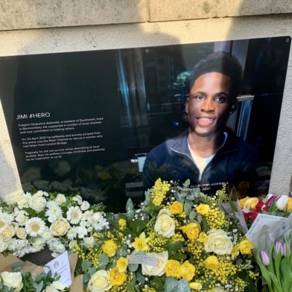 FOLAJIMI OLUBUMNI-ADEWOLE: PLAQUE UNVEILED FOR HERO WHO DIED TRYING TO SAVE WOMAN FROM RIVER THAMES